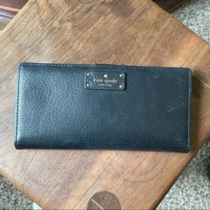 Kate Spade pebbled leather wallet